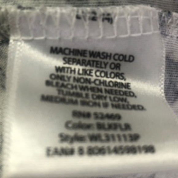 NWOT White Stag 3/4 Sleeve Mock Tank Underneath Floral Scoop Neck Top Size L - Picture 7 of 7